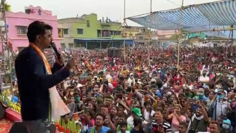 কানে না শুনে চোখ মেলুন, উন্নয়ন দেখতে পাবেন: দেব