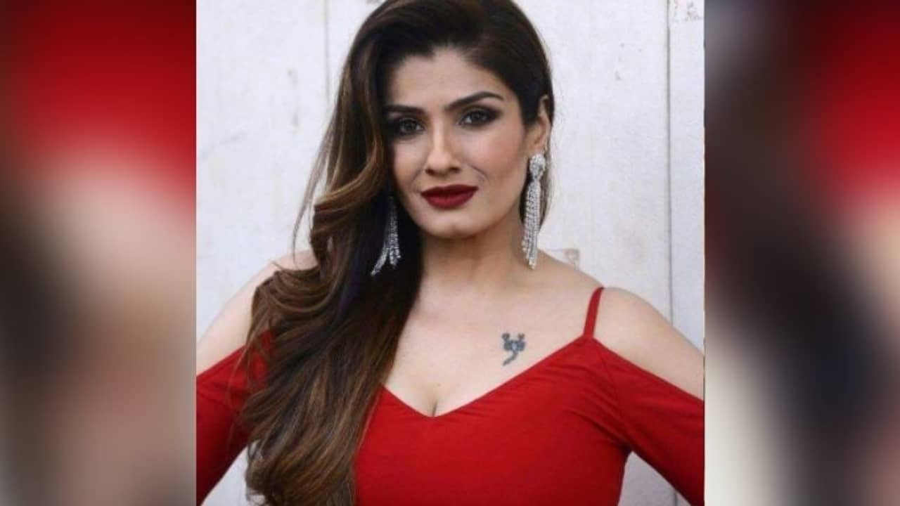 প্রায় আঠেরো বছর পর একসঙ্গে রবিনা-অক্ষয়