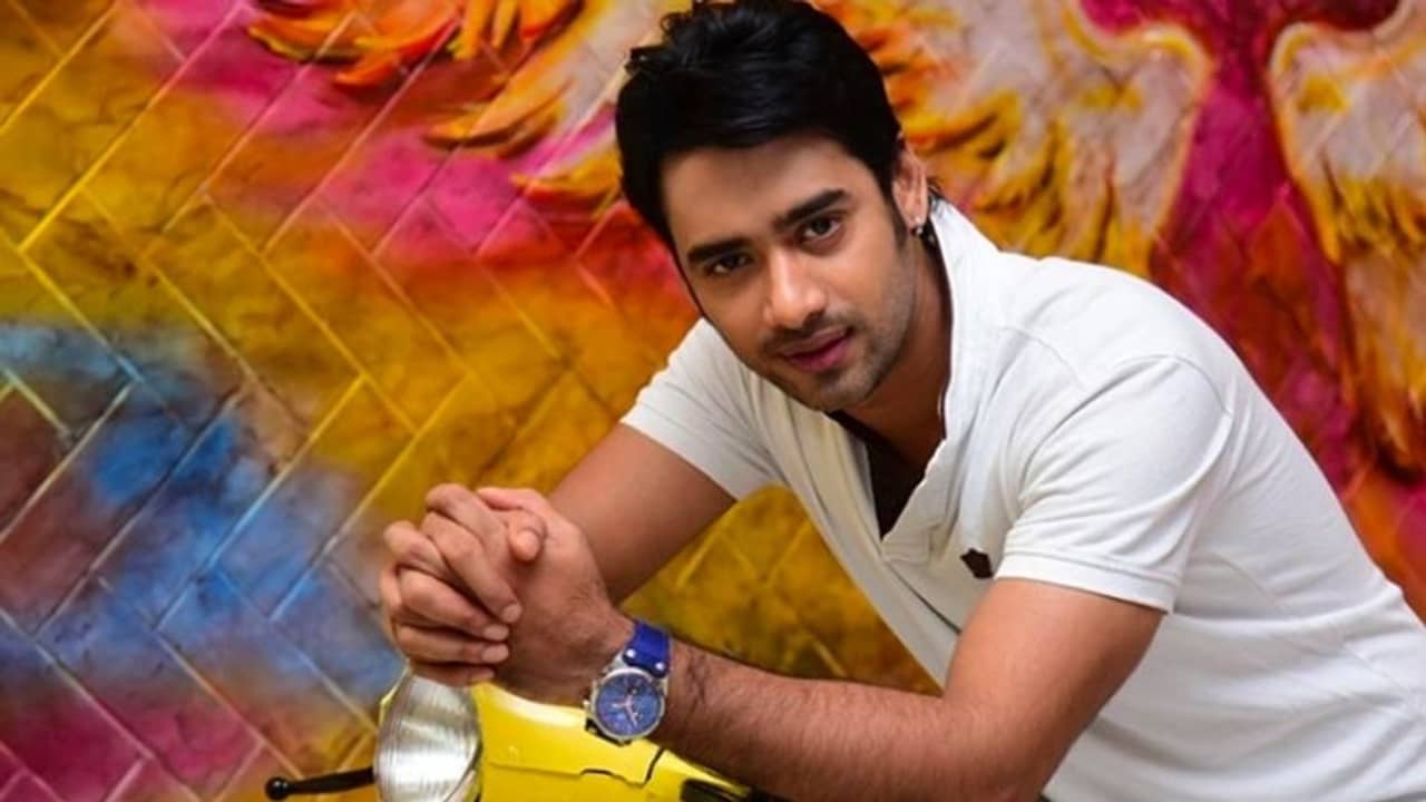 করোনা আক্রান্ত রেজওয়ান, বাড়ি থেকেই করেছেন শুট