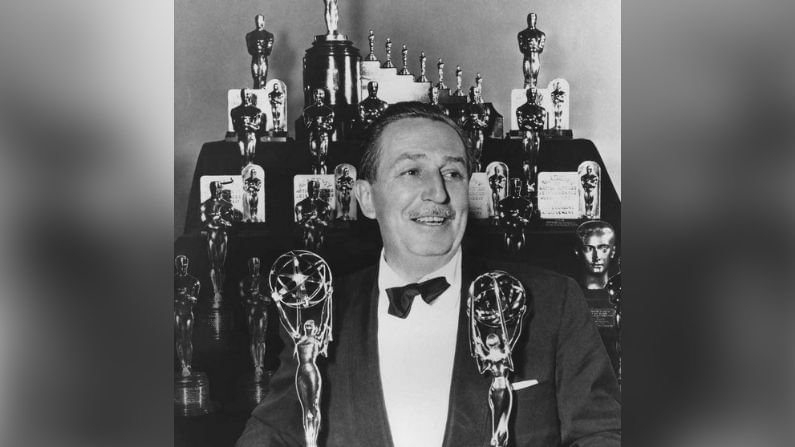 ৮) মোস্ট অস্কার... এভার

ওয়াল্ট ডিজ়নি (Walt Disney) একটা অনন্য রেকর্ডের অধিকারী হয়ে থেকে যাবেন। তিনি তাঁর জীবদ্দশায় মোট ২৬ বার অস্কার জিতেছেন।