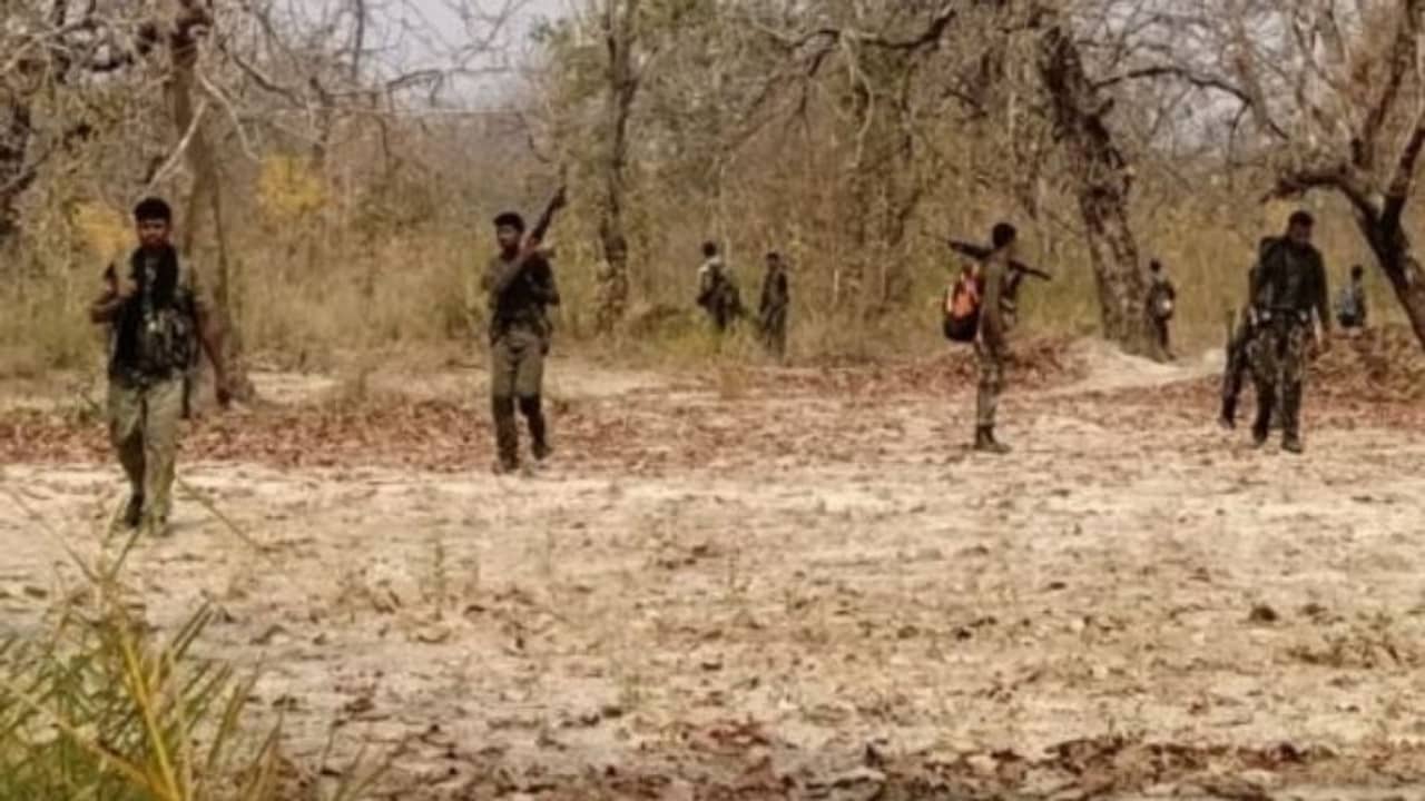 মাওবাদীদের চক্রব্যূহে আটকে পড়েছিল জওয়ানরা? কী হয়েছিল সে দিন?