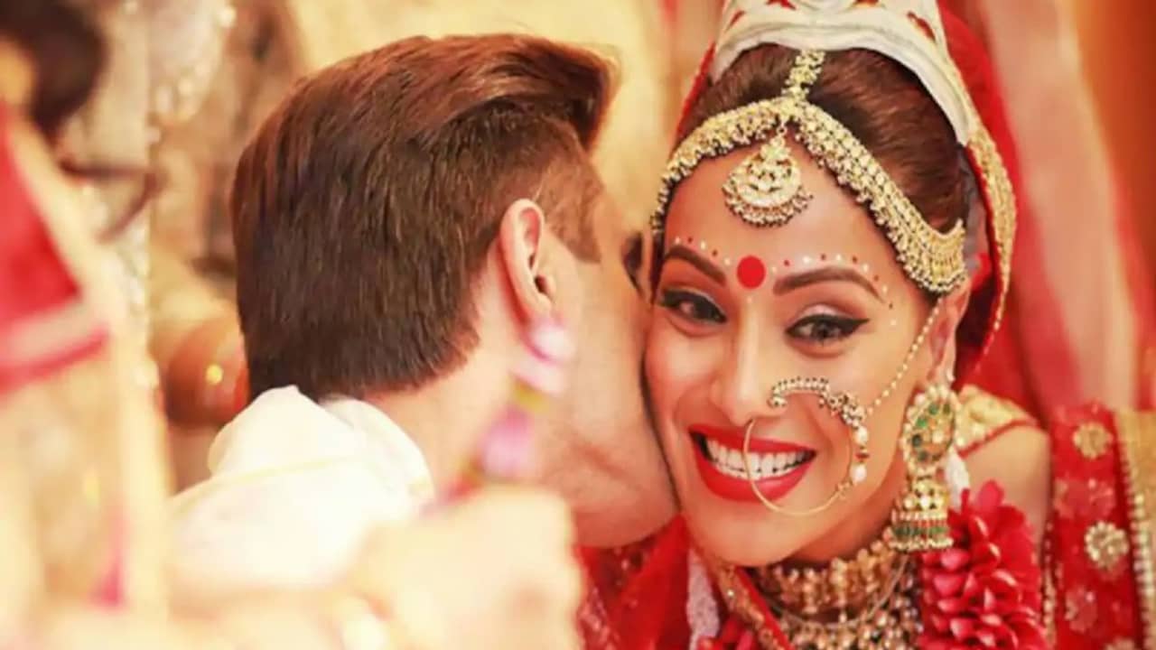 সামনেই বিয়ে? এই ৬ মেকআপে কনে হিসেবে নজর কাড়বেন আপনি