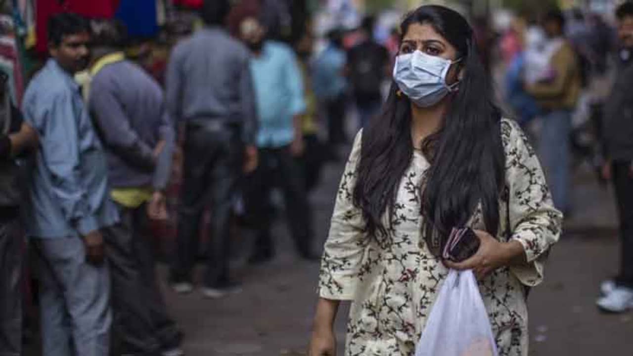 Corona Cases and Lockdown News: দেশে ২৪ ঘণ্টায় আক্রান্ত ১ লাখ ৬১ হাজার ৭৩৬, রেকর্ড সংক্রমণ দিল্লিতেও