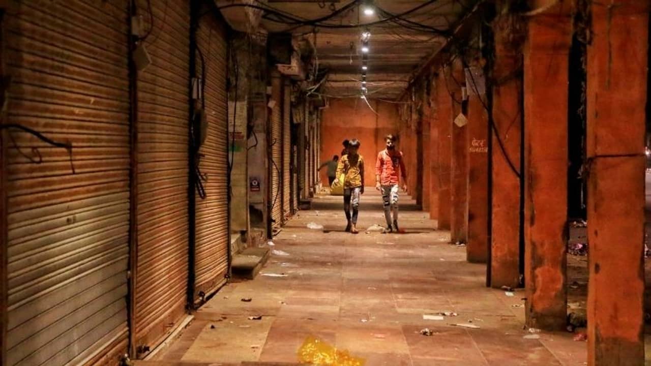 দ্বিতীয় ঢেউ সামাল দিতে সন্ধে ৬টা থেকেই জারি নৈশ কার্ফু, একাধিক নয়া নির্দেশিকা রাজস্থানে