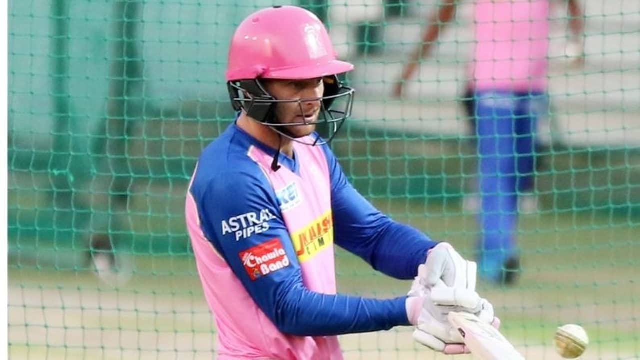 গেইল আর রাসেলই টি-টোয়েন্টির সেরা, বলছেন বাটলার