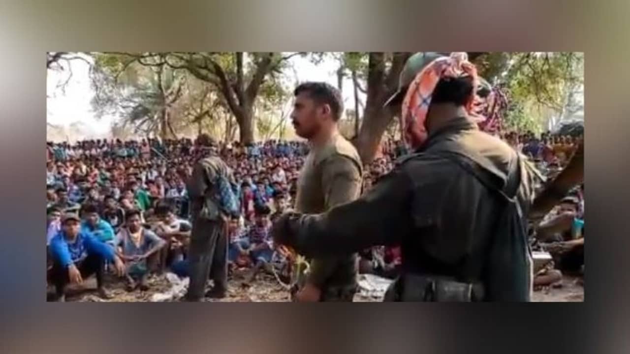 পাঁচদিন পর ছেলের মুক্তির খবরে দিওয়ালি পালন করলেন নিখোঁজ জওয়ানের মা