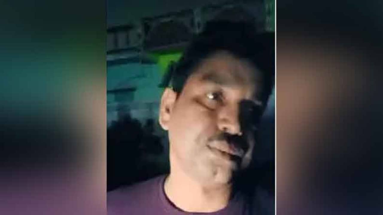 West Bengal Election 2021 Phase 7: তৃণমূল কর্মীর সঙ্গে মদ্যপান পোলিং অফিসারের! ভিডিয়ো প্রকাশ করে অভিযোগ বিজেপির