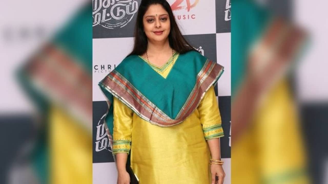 টিকা নিয়েও করোনায় আক্রান্ত হলেন নাগমা