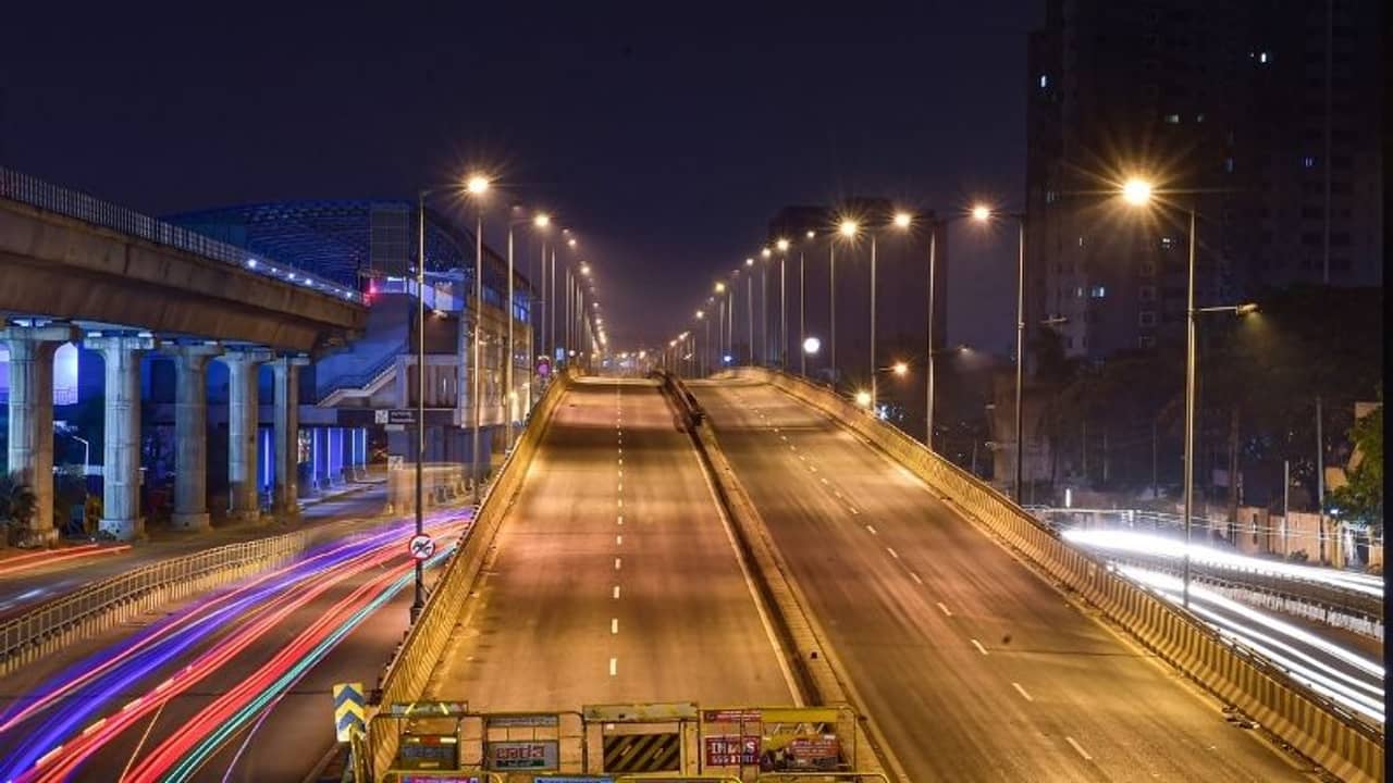 করোনার বাড়বাড়ন্তে ২৬ মে অবধি জারি নৈশকার্ফু, পরিস্থিতি নিয়ন্ত্রণে লকডাউনেরও ইঙ্গিত ত্রিপুরায়