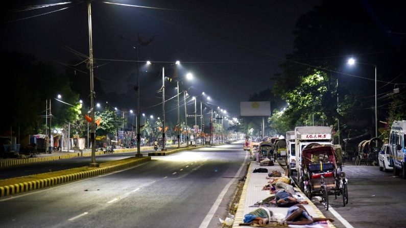 করোনা আক্রান্তের সংখ্যা ১০ লাখের গণ্ডি পার করতেই নৈশ কার্ফু জারি হল অন্ধ্র প্রদেশে