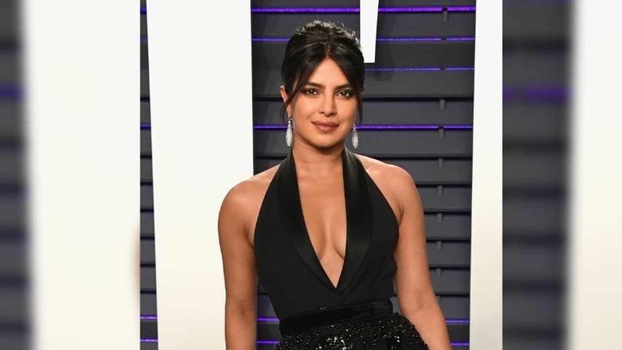 অস্কারে মনোনয়ন ঘোষণার পর এবার বাফটার (BAFTA) মঞ্চে পুরস্কার দেবেন প্রিয়াঙ্কা চোপড়া জোনাস