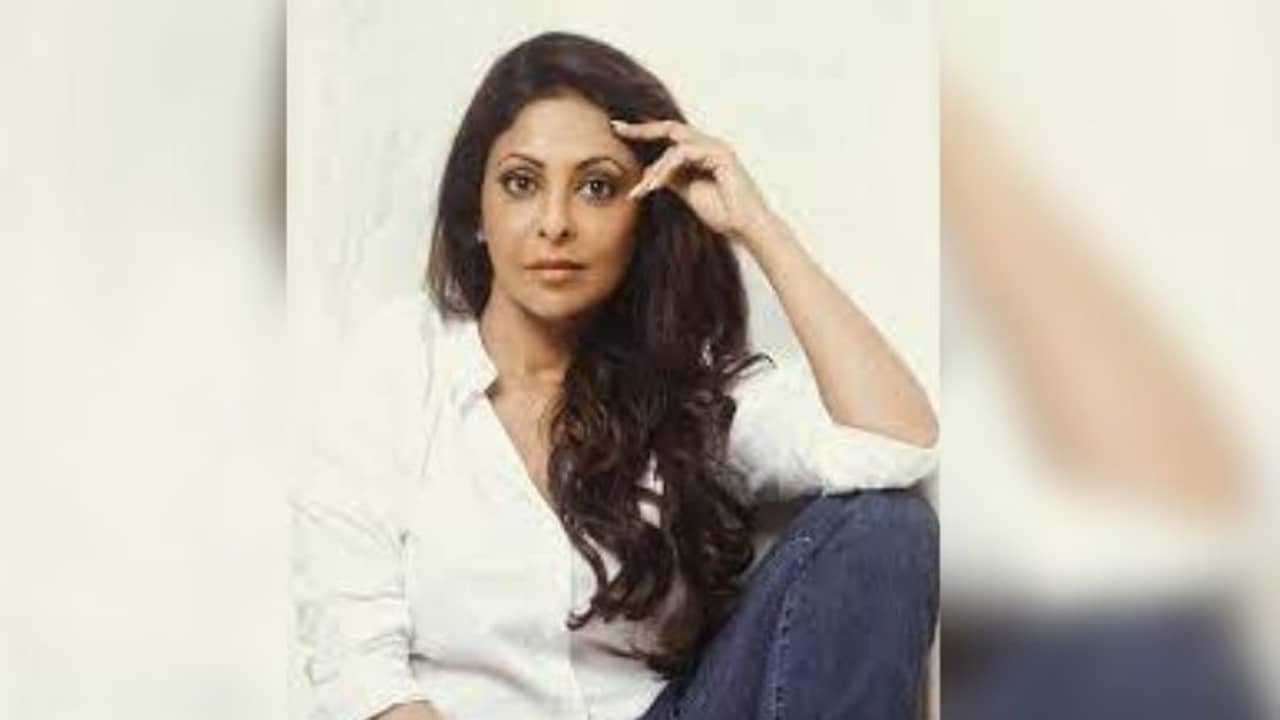 এবার চিকিৎসকের ভূমিকায় দেখা যাবে শেফালি শাহকে