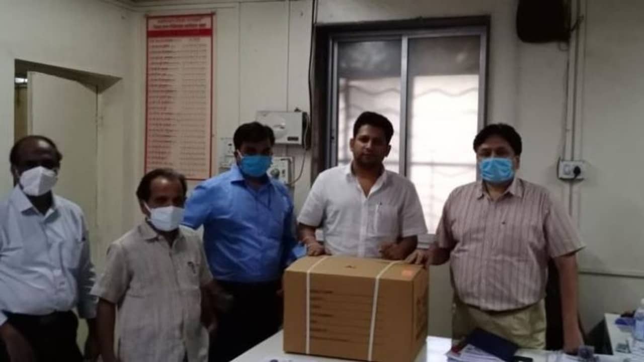 রবিনহুড হওয়ার পরিস্থিতি নয় এটা, বিজেপি সাংসদের রেমডিসিভির বিতরণের সমালোচনা বম্বে হাইকোর্টের