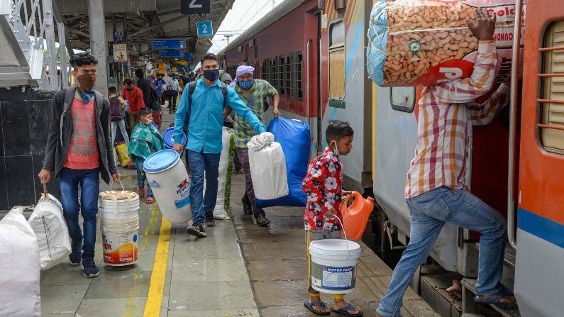 করোনা আক্রান্ত প্রায় ১ লাখ রেলকর্মী, যাত্রী পরিষেবা দিতে হিমশিম খাচ্ছে রেল কর্তৃপক্ষ