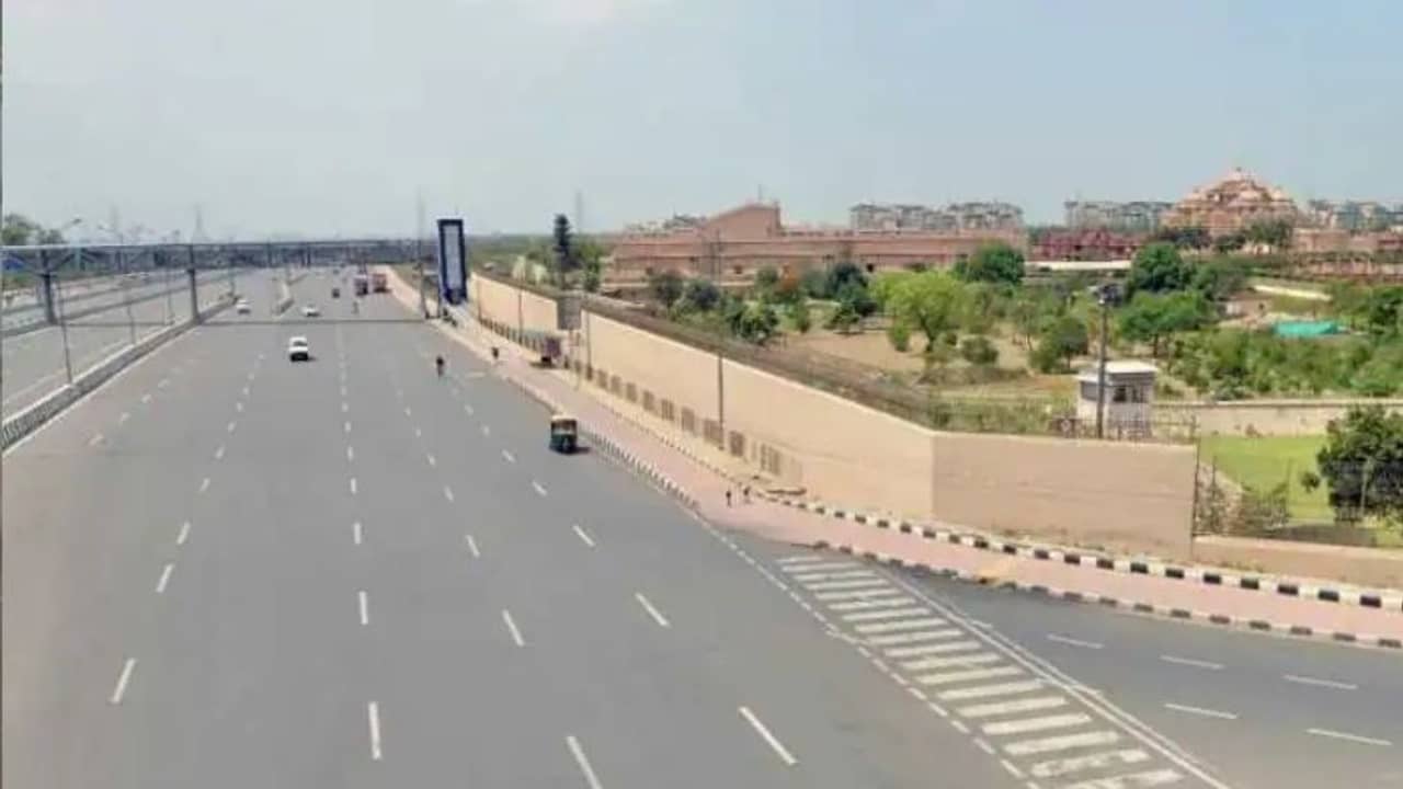 করোনার মারণ থাবা, দিল্লির পর উত্তর প্রদেশের ৫ শহরেও লকডাউন