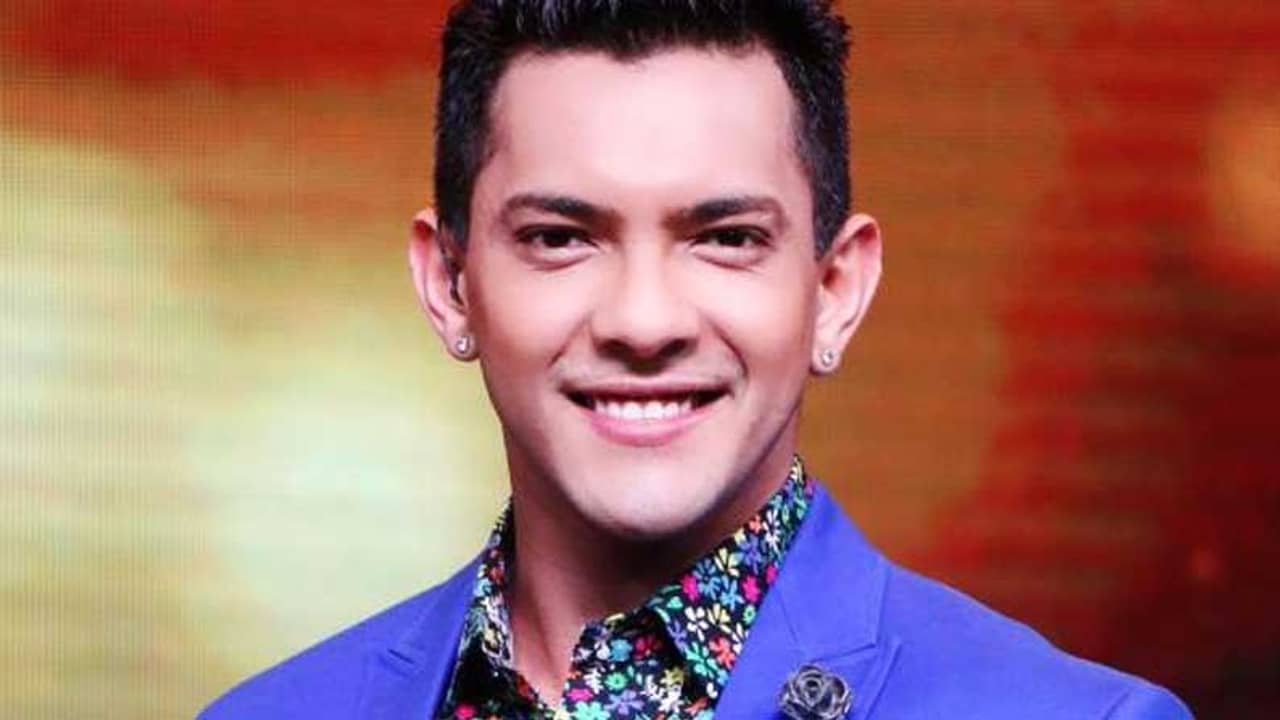 আমার উদ্দেশ্য কাউকে ছোট করা ছিল না; আলিবাগ নিয়ে তাঁর মন্তব্যে ক্ষমাপ্রার্থী আদিত্য নারায়ণ