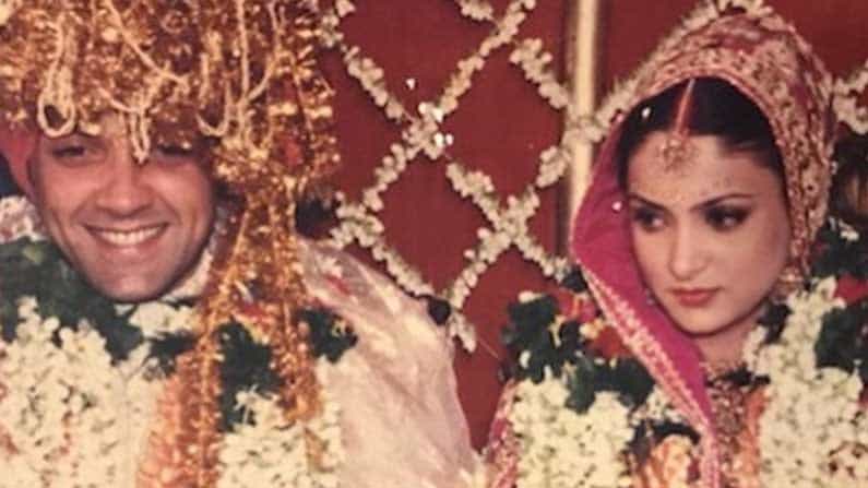 ২৫ বছরের বিবাহবার্ষিকীতে স্ত্রীর অদেখা ছবি শেয়ার করলেন ববি ২৫ বছরের বিবাহবার্ষিকীতে স্ত্রীর অদেখা ছবি শেয়ার করলেন ববি