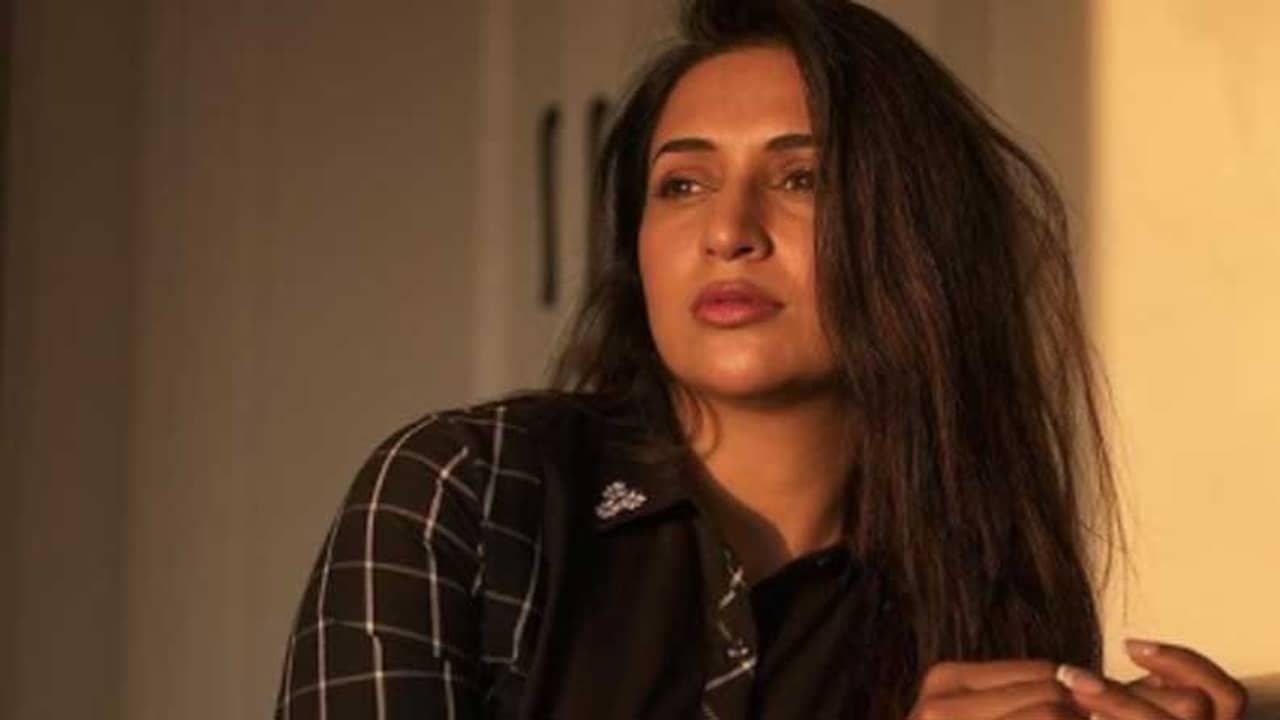 প্যানডেমিকে পরিবারকে ছেড়ে দূরে শুটিং সহজ নয়, বললেন দিব্যাঙ্কা