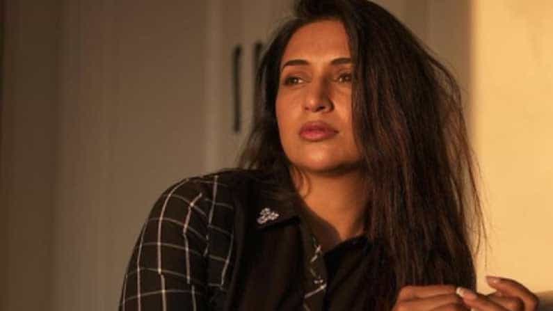 প্যানডেমিকে পরিবারকে ছেড়ে দূরে শুটিং সহজ নয়, বললেন দিব্যাঙ্কা প্যানডেমিকে পরিবারকে ছেড়ে দূরে শুটিং সহজ নয়, বললেন দিব্যাঙ্কা