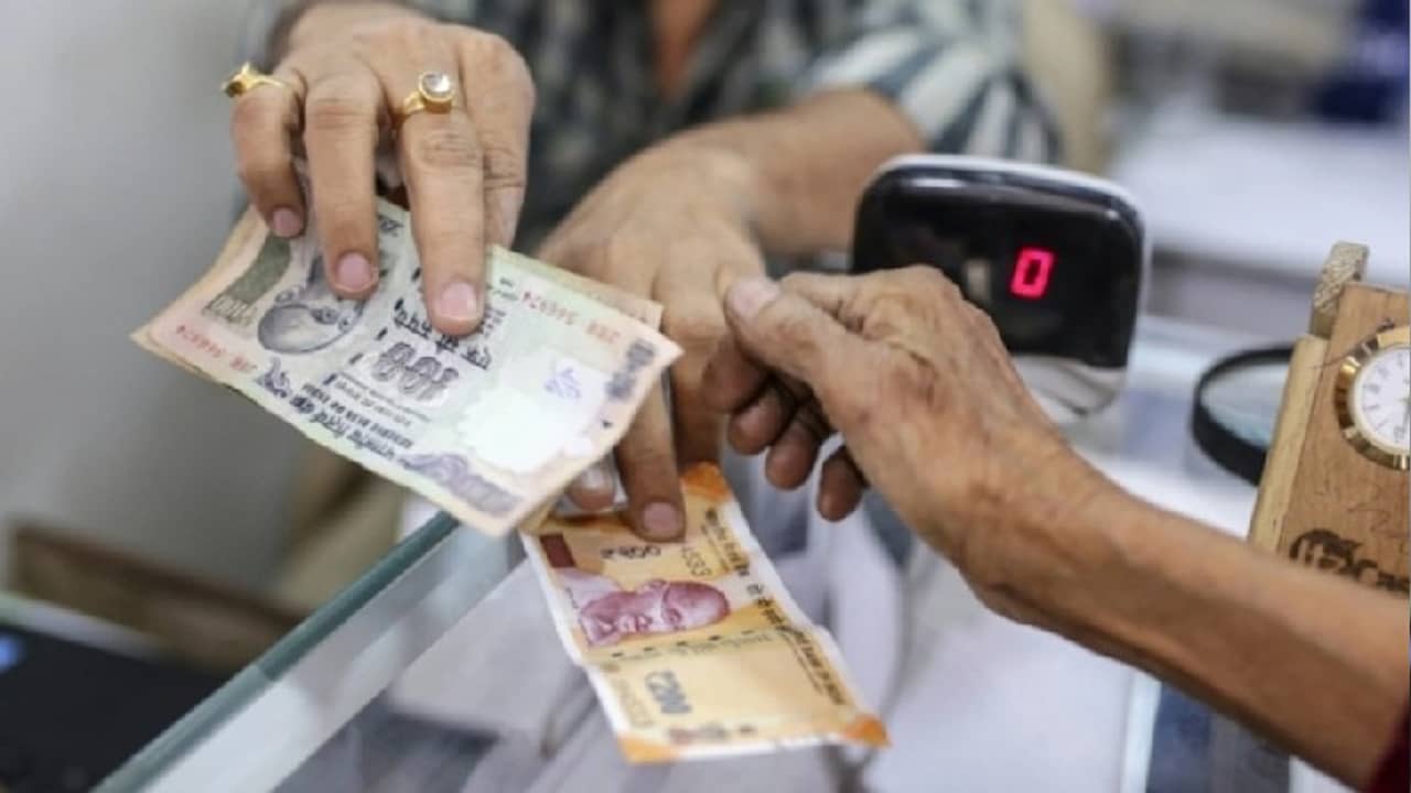 ১ জুলাই থেকে এইসব ব্যাঙ্কের IFSC কোড কাজ করবে না, তাহলে?