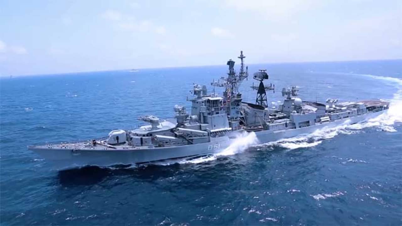 ৪ দশক জল সীমানা পাহারা দিয়ে পতাকা নামাল আইএনএস রাজপুত