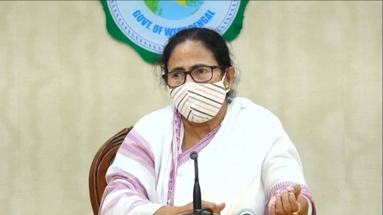 পাণ্ডুয়ায় বিদ্যুৎস্পৃষ্ট হয়ে মৃত ২, প্রকৃতিকে গেস করা গেলেও ফেস করা কঠিন, বললেন মমতা