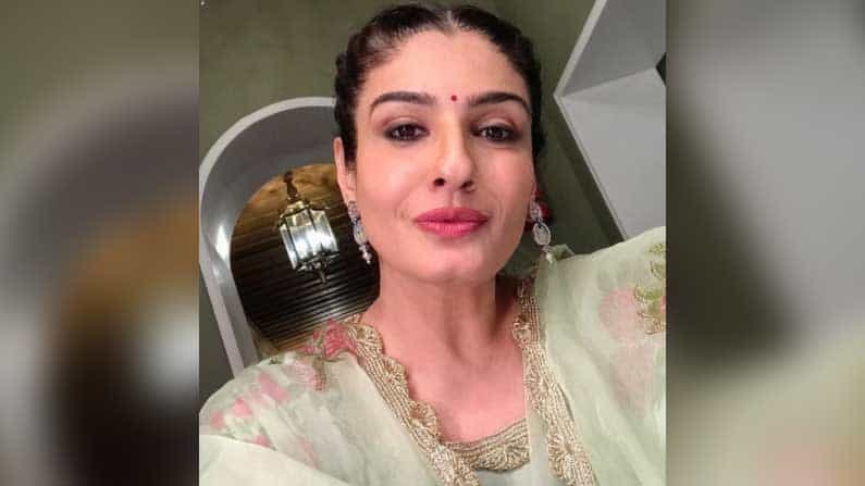 'গুপ্তধন' খুঁজে পেলেন অভিনেত্রী রবিনা ট্যান্ডন! 'গুপ্তধন' খুঁজে পেলেন অভিনেত্রী রবিনা ট্যান্ডন!