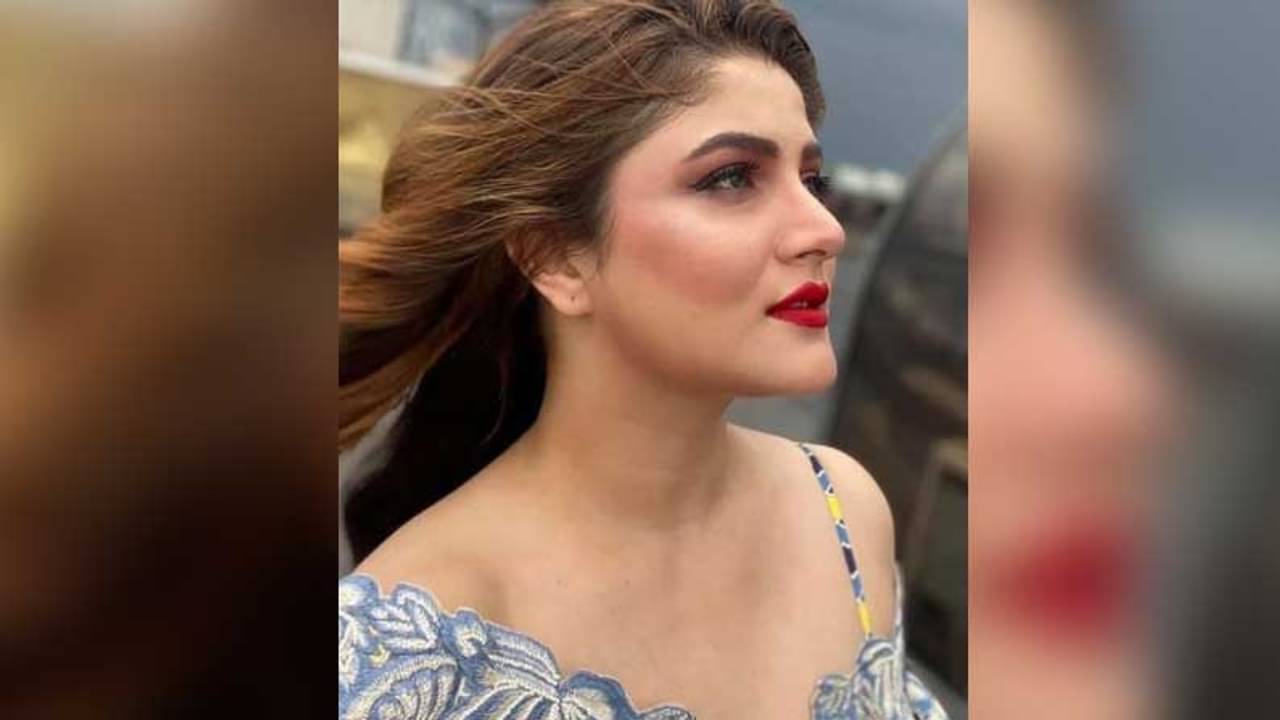 ব্যর্থতাকে পিছনে ফেলে ফের চেনা ছন্দে শ্রাবন্তী?