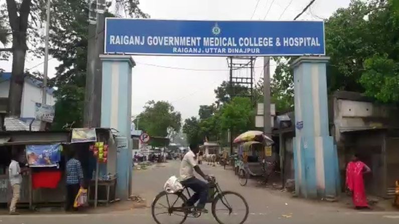 Unknown Fever: 'বিপদ' অজানা জ্বর, কেন রায়গঞ্জে হু হু করে বাড়ছে আক্রান্ত শিশুর সংখ্যা? Unknown Fever: 'বিপদ' অজানা জ্বর, কেন রায়গঞ্জে হু হু করে বাড়ছে আক্রান্ত শিশুর সংখ্যা?