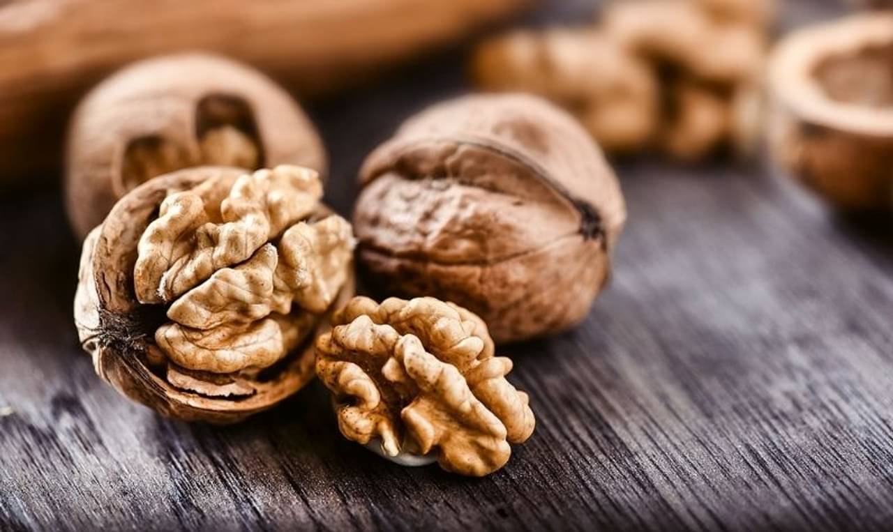 করোনা আবহে বাড়ছে ডায়াবেটিসের লক্ষণ! ভেজানো আখরোট এই সময় কতটা উপকারী, জেনে নিন...