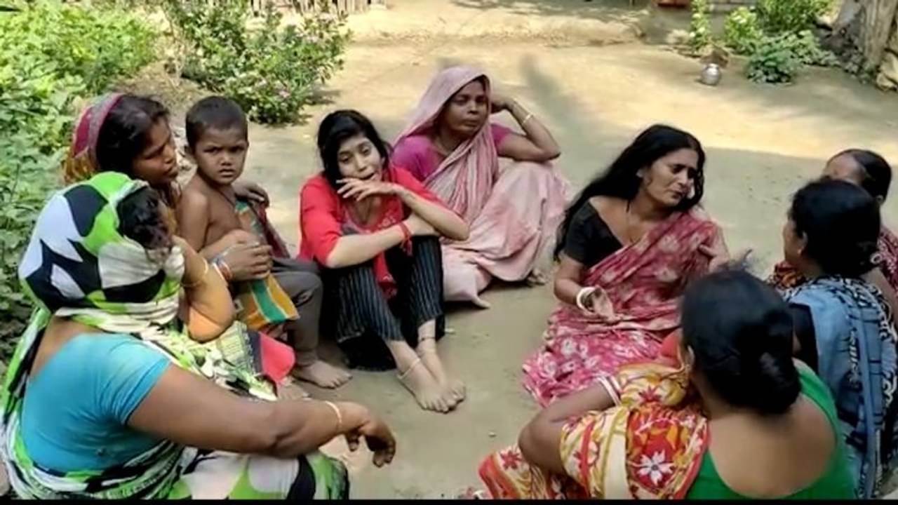 একই গাছ থেকে উদ্ধার উচ্চ মাধ্যমিক টপার ও বন্ধুর ঝুলন্ত দেহ! তীব্র উত্তেজনা