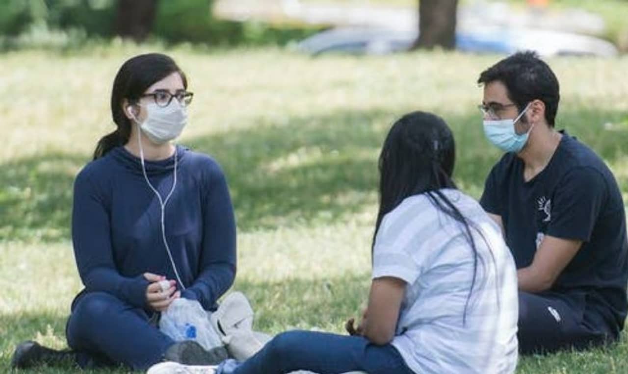 করোনার দ্বিতীয় তরঙ্গে বেশি আক্রান্ত ইয়ং জেনারেশন! কারণ কী, জানালেন ICMR-এর প্রধান