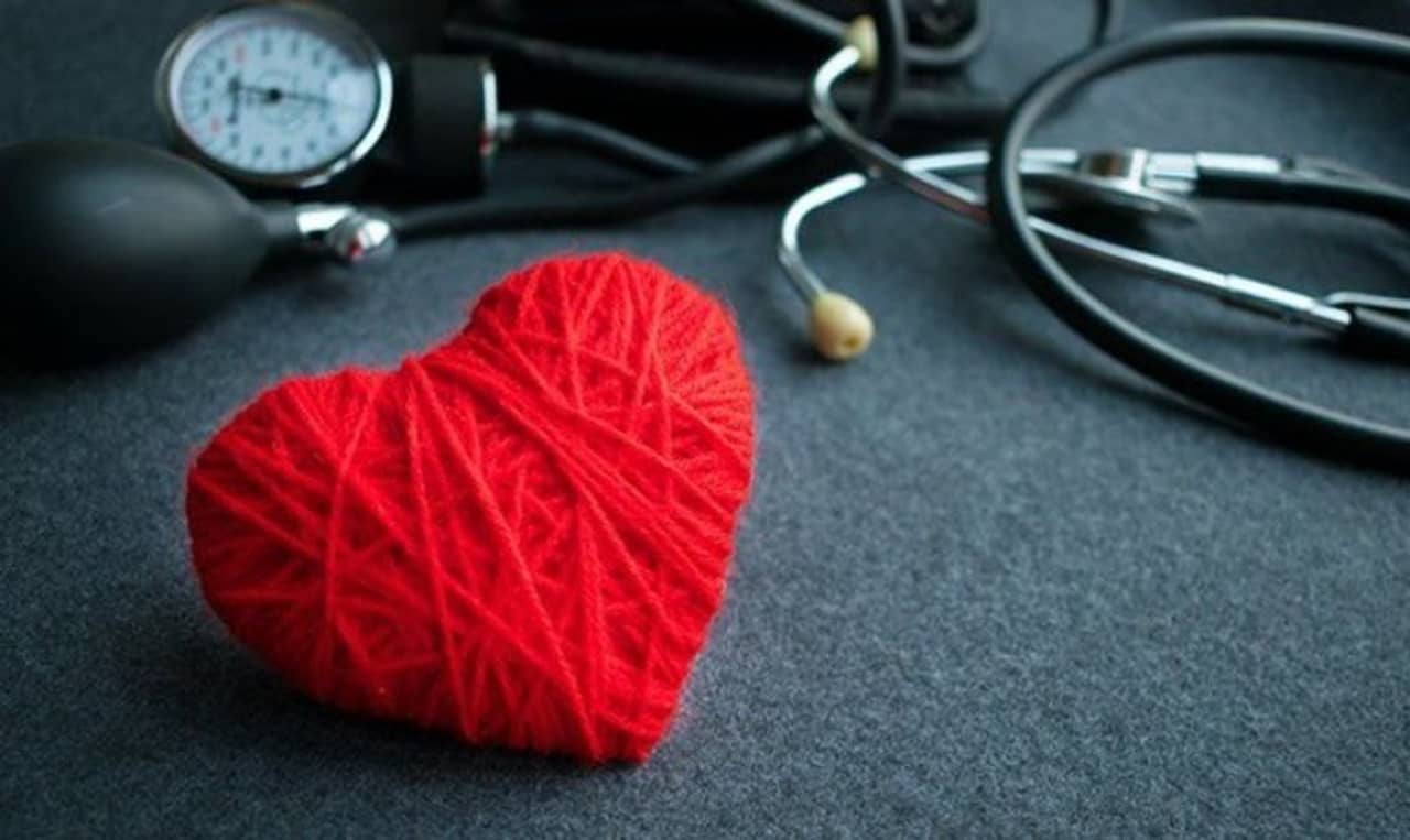 World Hypertension Day 2021: সঠিক সময়ে চিকিত্‍সা না করালে হতে পারে মৃত্যু! জেনে নিন হাইপারটেনশনের লক্ষণগুলি