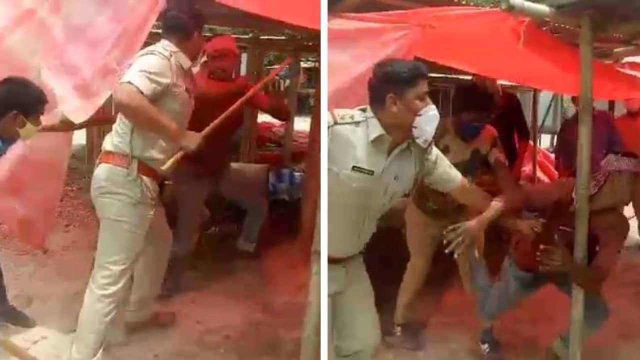 কার্যত লকডাউনে হাওয়া খেতে বেরিয়ে খেলেন পুলিশের লাঠিপেটা, চলল ধরপাকড়-ফাইন