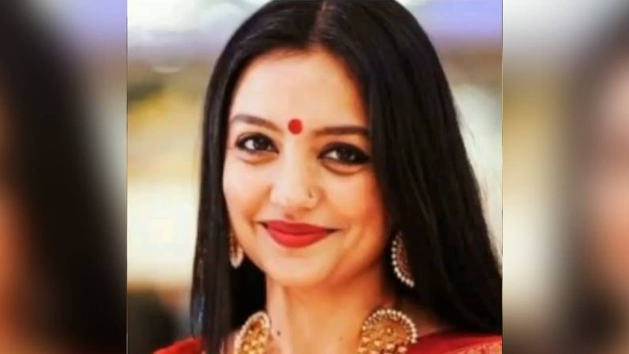 বিধায়ক হিসেবে প্রথম কাজ, কোভিড আক্রান্তদের বিনামূল্যে খাবার প্রদান জুন মালিয়ার