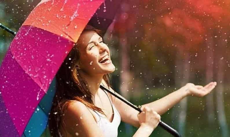 প্রাক-বর্ষায় ত্বক ও চুলের যত্ন নেবেন কীভাবে? জানুন প্রাক-বর্ষায় ত্বক ও চুলের যত্ন নেবেন কীভাবে? জানুন