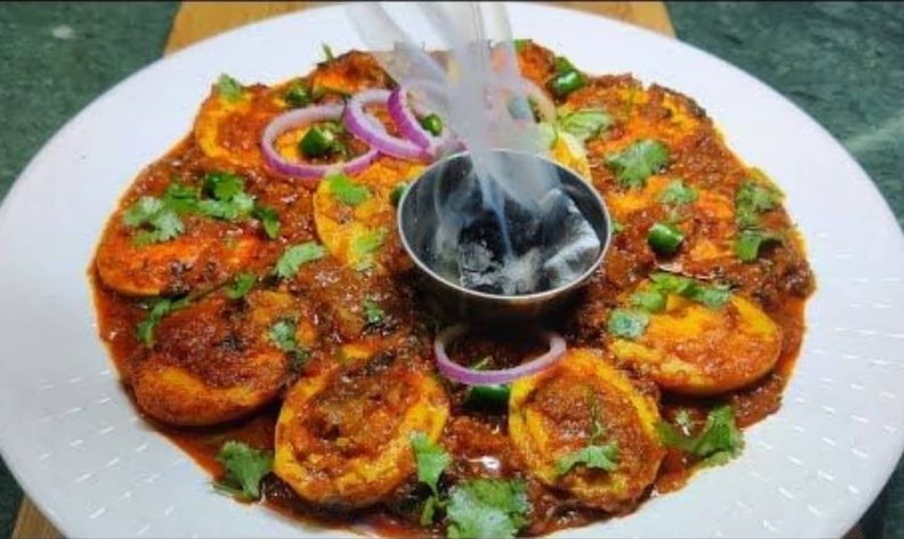 চটপটা তন্দুরি ডিমেই জমবে বৃষ্টিভেজা সন্ধ্য়ে! রেসিপিটি জেনে নিন আজই