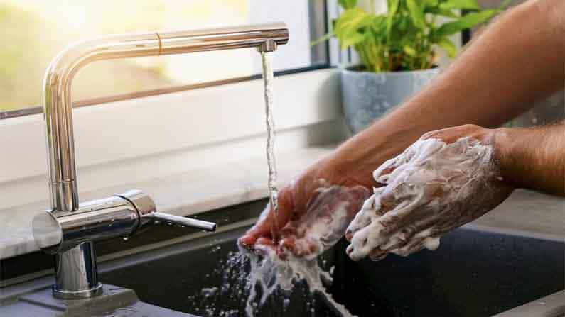 World Hand Hygiene Day 2021: করোনা আবহে এই বিশেষ দিনে কী বার্তা দিচ্ছে বিশ্ব স্বাস্থ্য সংস্থা? World Hand Hygiene Day 2021: করোনা আবহে এই বিশেষ দিনে কী বার্তা দিচ্ছে বিশ্ব স্বাস্থ্য সংস্থা?
