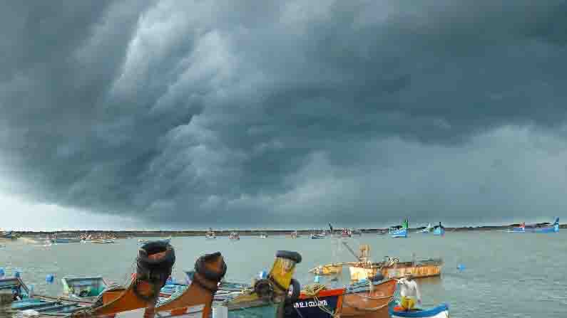 বাংলা-ওড়িশার পথে আসছে 'ইয়াস', কবে সম্ভাবনা দুর্যোগের?