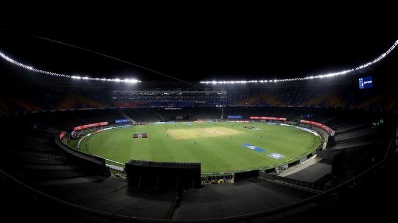 IPL 2021: সঠিক নির্দেশিকা পালন না করেই বাড়ল বিপত্তি
