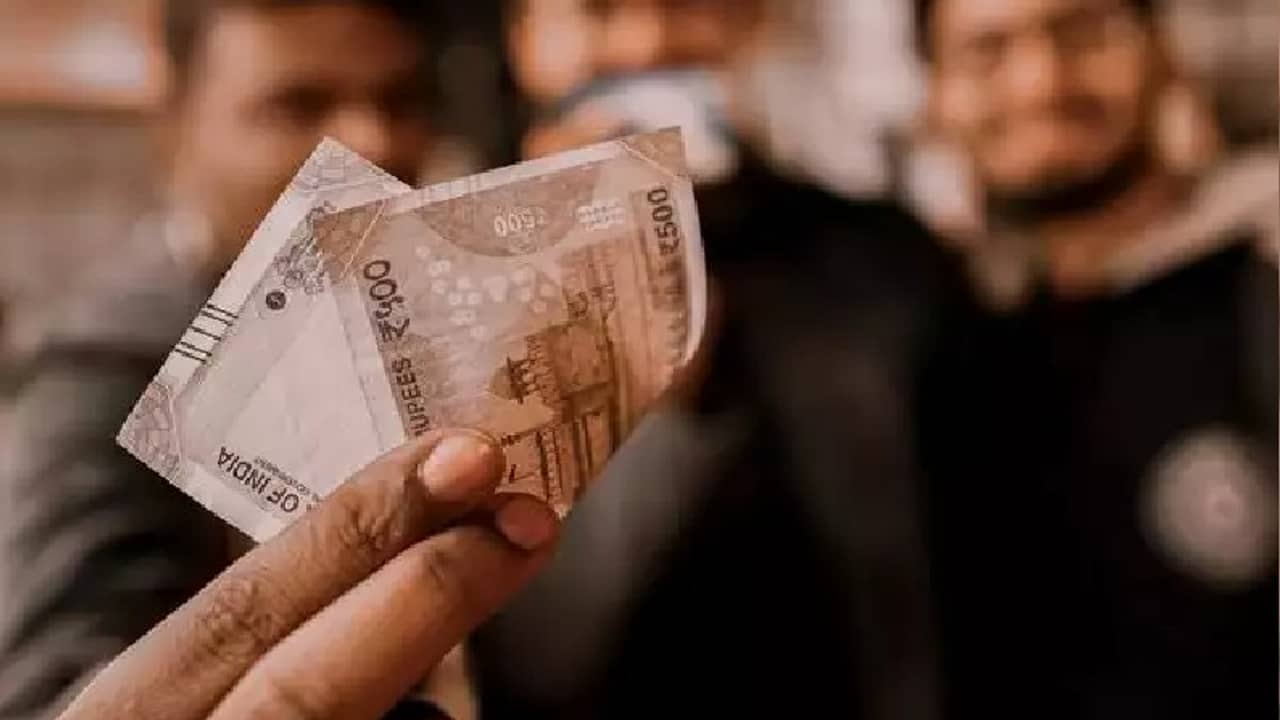 ব্যাপক জাল হচ্ছে ৫০০ টাকার নোট, রইল চেনার উপায়