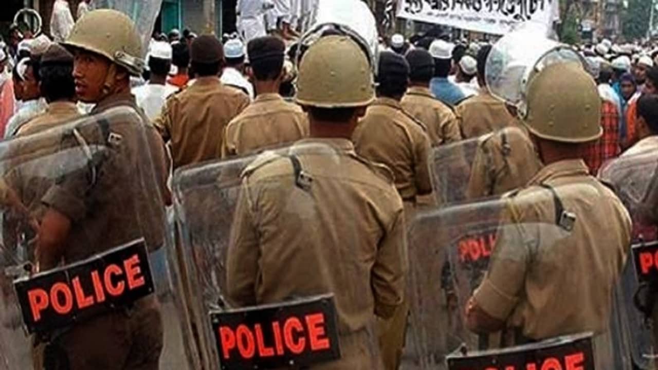 মিষ্টি কথার জালেই ফেঁসেছিল ৯ কিশোরী, দেশের অপর প্রান্তে মিলল তাঁদের খোঁজ, তারপর...