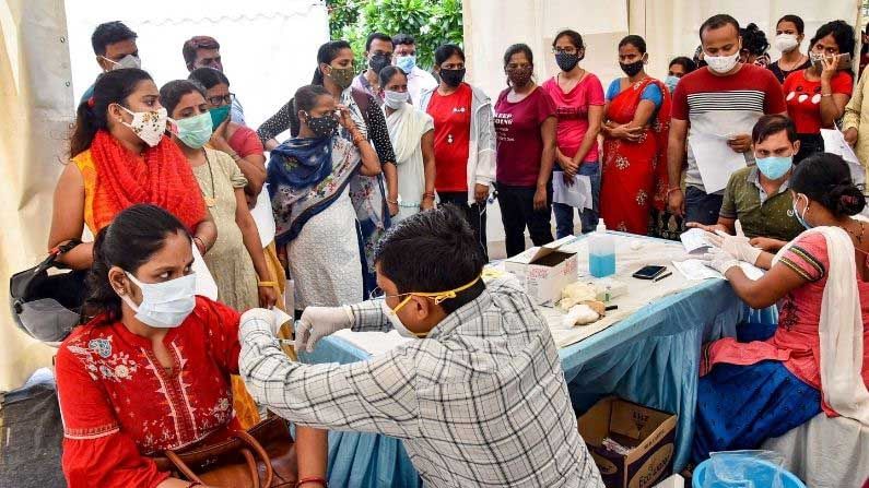 সপ্তাহের ৭ দিনই ২৪ ঘণ্টা ধরে চলুক টিকাকরণ, লক্ষ্যমাত্রা পূরণে প্রস্তাব অর্থমন্ত্রকের