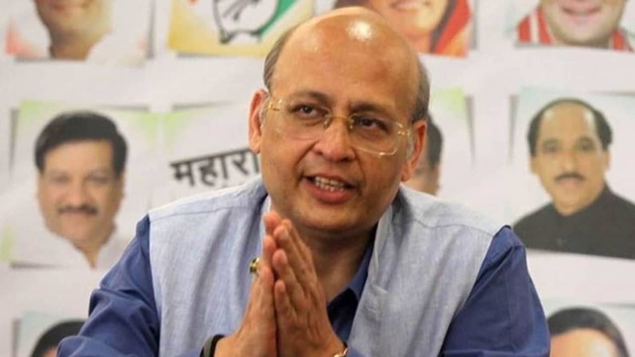 ওম-আল্লাহ নিয়ে যোগদিবসে বিতর্কিত টুইট কংগ্রেস নেতা অভিষেকের