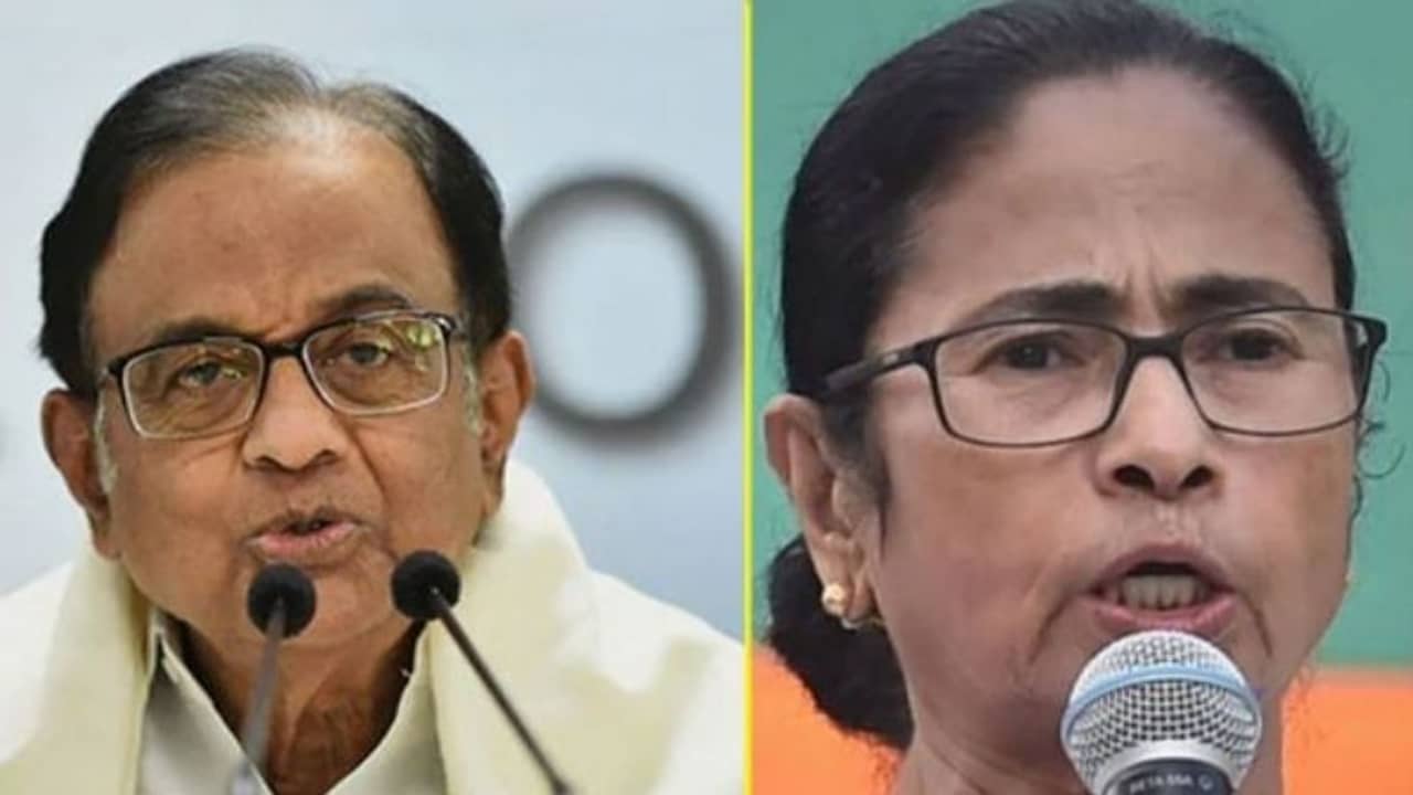 আমি ভুল ছিলাম, কেন্দ্র-রাজ্যের টিকা তরজায় মমতাকে কাঠগড়ায় তুলে টুইট চিদম্বরমের