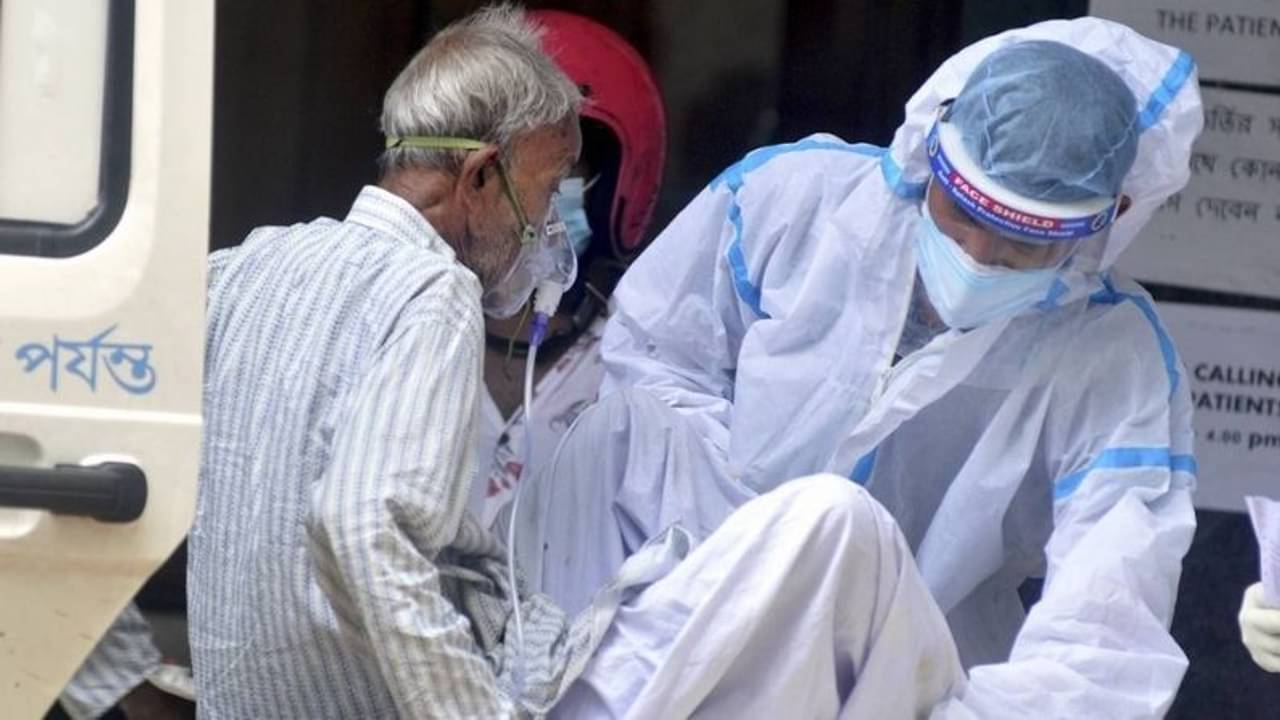 Corona Cases Lockdown News: মৃত্যু বাড়লেও দৈনিক আক্রান্ত ৫০০০-এর কম বাংলায়, স্বস্তি দিচ্ছে পজিটিভিটির হার