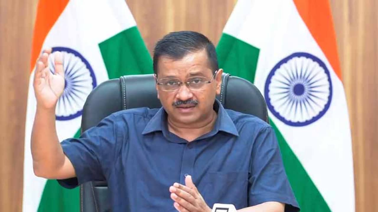 বাড়িতে পিৎজা ডেলিভারি হলে, রেশন কেন হবে না? কেন্দ্রকে কড়া প্রশ্নবাণ কেজরীর