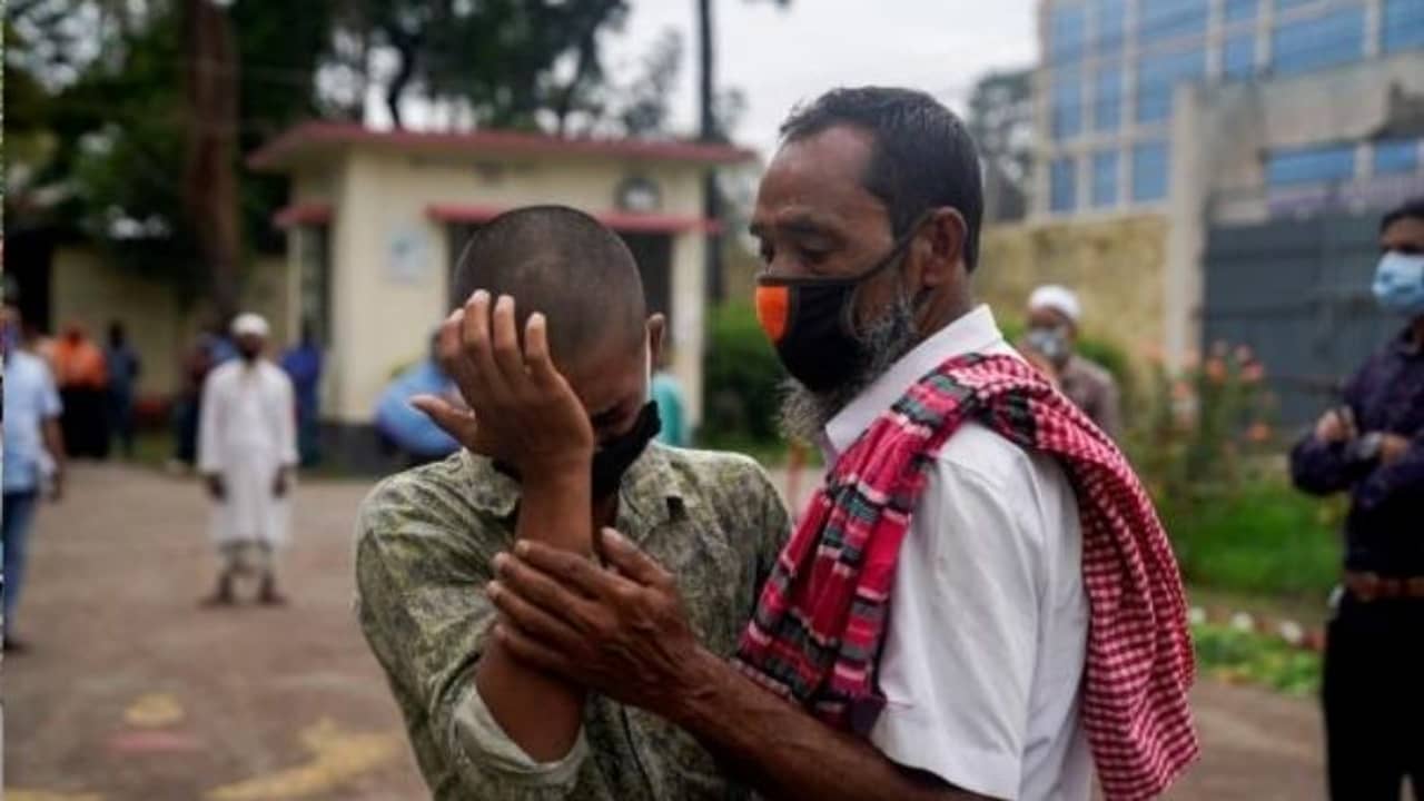 বাংলাদেশে ফের করোনার দাপট, শতকরা ১১ জন পজিটিভ