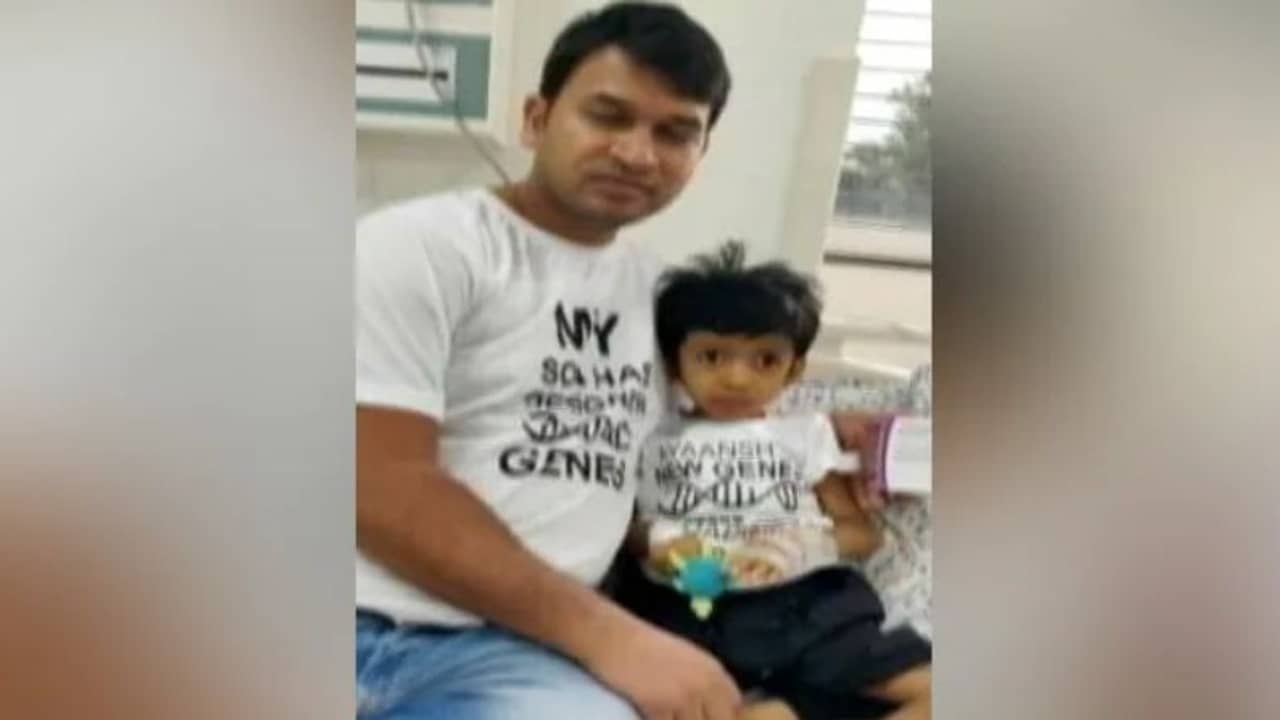 প্রয়োজন ১৬ কোটির ওষুধ, ৩ বছরের একরত্তির পাশে ৬২ হাজার মানুষ