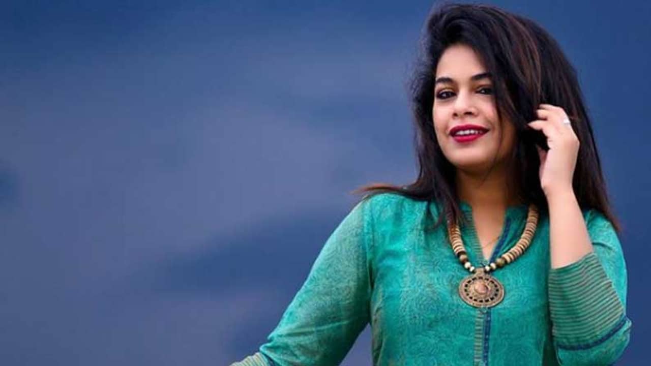 রথযাত্রার দিন নতুন উপহার দেবেন ইমন, গুরুর প্রতি কৃতজ্ঞতা প্রকাশ গায়িকার